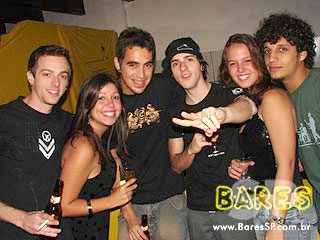 Sábado à noite no Seu Faria Bar Sábado à noite no Seu Faria Bar