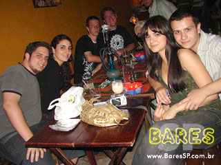 Marina Saito, Marcelo Magrão e Nenê Nogueira no Caretas Bar - AÇÃO ADRIA Marina Saito, Marcelo Magrão e Nenê Nogueira no Caretas Bar - AÇÃO ADRIA