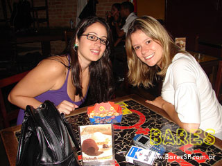 Marina Saito, Marcelo Magrão e Nenê Nogueira no Caretas Bar - AÇÃO ADRIA Marina Saito, Marcelo Magrão e Nenê Nogueira no Caretas Bar - AÇÃO ADRIA