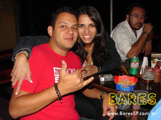 Marina Saito, Marcelo Magrão e Nenê Nogueira no Caretas Bar - AÇÃO ADRIA Marina Saito, Marcelo Magrão e Nenê Nogueira no Caretas Bar - AÇÃO ADRIA