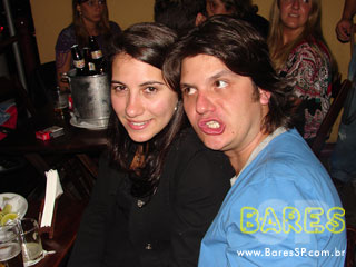 Marina Saito, Marcelo Magrão e Nenê Nogueira no Caretas Bar - AÇÃO ADRIA Marina Saito, Marcelo Magrão e Nenê Nogueira no Caretas Bar - AÇÃO ADRIA