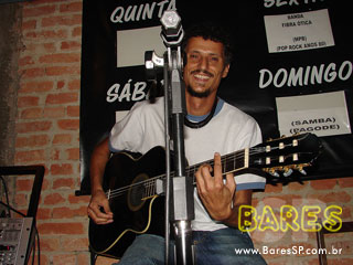 Marina Saito, Marcelo Magrão e Nenê Nogueira no Caretas Bar - AÇÃO ADRIA Marina Saito, Marcelo Magrão e Nenê Nogueira no Caretas Bar - AÇÃO ADRIA