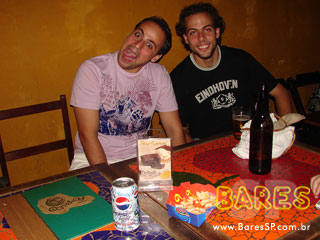 Marina Saito, Marcelo Magrão e Nenê Nogueira no Caretas Bar - AÇÃO ADRIA Marina Saito, Marcelo Magrão e Nenê Nogueira no Caretas Bar - AÇÃO ADRIA