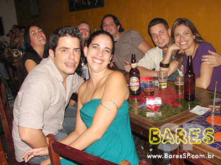 Marina Saito, Marcelo Magrão e Nenê Nogueira no Caretas Bar - AÇÃO ADRIA Marina Saito, Marcelo Magrão e Nenê Nogueira no Caretas Bar - AÇÃO ADRIA