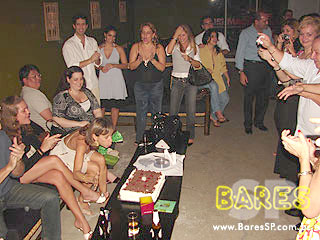 Happy Hour com Maurício Gasperini no Maori Bar & Lounge Happy Hour com Maurício Gasperini no Maori Bar & Lounge