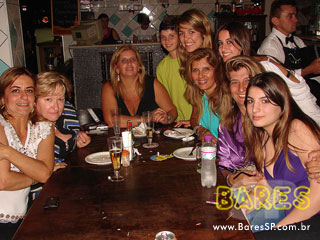 Noite animada no Copacabana - Ação Adria Noite animada no Copacabana - Ação Adria