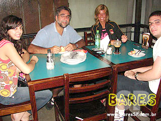 Thiago Ribeiro se apresenta no Bar Balangas - Ação Adria Thiago Ribeiro se apresenta no Bar Balangas - Ação Adria