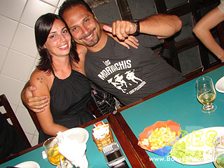 Thiago Ribeiro se apresenta no Bar Balangas - Ação Adria Thiago Ribeiro se apresenta no Bar Balangas - Ação Adria