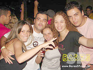 Banda Cover Drive no Paddy´s Pub - Ação Adria Banda Cover Drive no Paddy´s Pub - Ação Adria