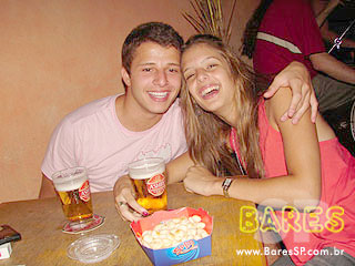 Banda Trio Cadillac anima o Luau da Vila - Ação Adria Banda Trio Cadillac anima o Luau da Vila - Ação Adria