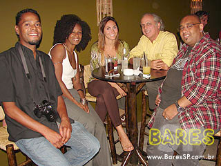 Quarta-feira com show de João Suplicy no Maori Quarta-feira com show de João Suplicy no Maori