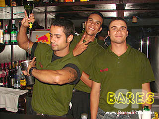 Quarta-feira com show de João Suplicy no Maori Quarta-feira com show de João Suplicy no Maori