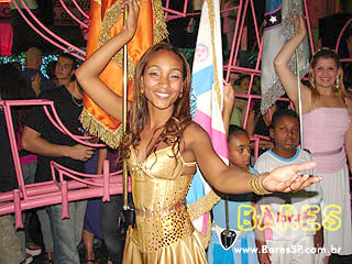 Ensaios de Carnaval na Rosas de Ouro Ensaios de Carnaval na Rosas de Ouro