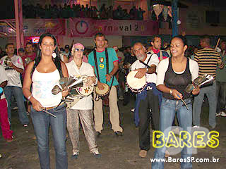 Ensaios de Carnaval na Rosas de Ouro Ensaios de Carnaval na Rosas de Ouro