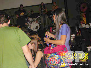 Noite animada no Santuário Bar - Ação Adria Noite animada no Santuário Bar - Ação Adria