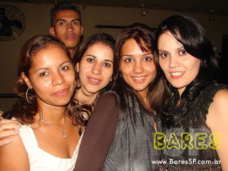 Noite animada no Lisboa Chopp & Grill - Ação Adria Noite animada no Lisboa Chopp & Grill - Ação Adria