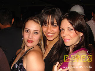 Noite animada no Lisboa Chopp & Grill - Ação Adria Noite animada no Lisboa Chopp & Grill - Ação Adria