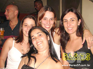 Noite animada no Lisboa Chopp & Grill - Ação Adria Noite animada no Lisboa Chopp & Grill - Ação Adria