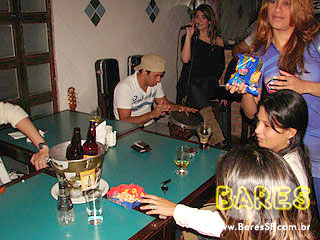 Quinta-feira no Bar Balangas - Ação Adria Quinta-feira no Bar Balangas - Ação Adria