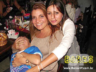 Noite animada no bar Central Moema - Ação Adria Noite animada no bar Central Moema - Ação Adria