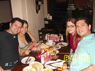 Noite animada no bar Central Moema - Ação Adria Noite animada no bar Central Moema - Ação Adria