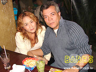 Noite animada no bar Central Moema - Ação Adria Noite animada no bar Central Moema - Ação Adria