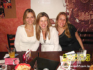 Noite animada no bar Central Moema - Ação Adria Noite animada no bar Central Moema - Ação Adria