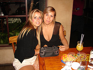 Quinta à noite no Paddock Bar e Gastronomia - Ação Adria Quinta à noite no Paddock Bar e Gastronomia - Ação Adria