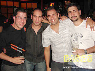 Noite animada no Pimenta Bar - Ação Adria Noite animada no Pimenta Bar - Ação Adria