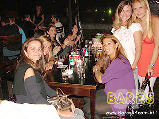 Noite animada no Pimenta Bar - Ação Adria Noite animada no Pimenta Bar - Ação Adria