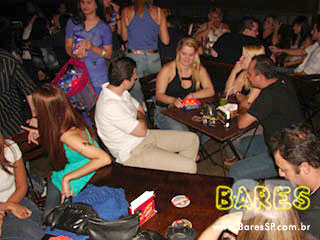 Noite animada no Pimenta Bar - Ação Adria Noite animada no Pimenta Bar - Ação Adria