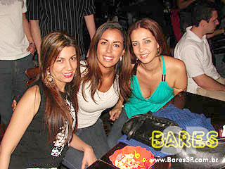 Noite animada no Pimenta Bar - Ação Adria Noite animada no Pimenta Bar - Ação Adria