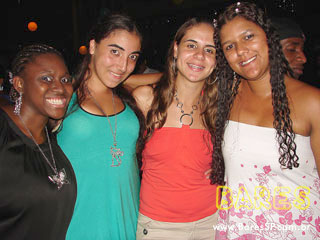 Baile de Carnaval com pagode e funk no Carioca Club Baile de Carnaval com pagode e funk no Carioca Club