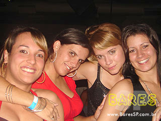 Grupos Nação 5 e Desejos na Cervejada Universitária do Kamaroty Music Grupos Nação 5 e Desejos na Cervejada Universitária do Kamaroty Music