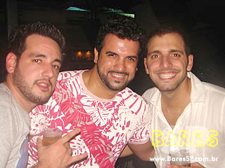 Grupos Nação 5 e Desejos na Cervejada Universitária do Kamaroty Music Grupos Nação 5 e Desejos na Cervejada Universitária do Kamaroty Music