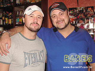 Happy Hour e música a vivo no Central Moema Happy Hour e música a vivo no Central Moema