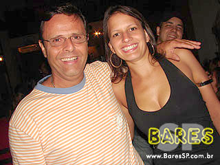 Happy Hour e música a vivo no Central Moema Happy Hour e música a vivo no Central Moema