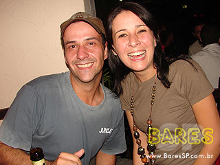 Happy Hour e música a vivo no Central Moema Happy Hour e música a vivo no Central Moema