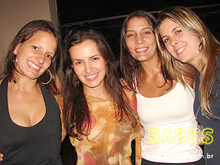 Happy Hour e música a vivo no Central Moema Happy Hour e música a vivo no Central Moema