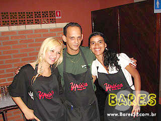 Noite animada no Esconderijo Bar Noite animada no Esconderijo Bar