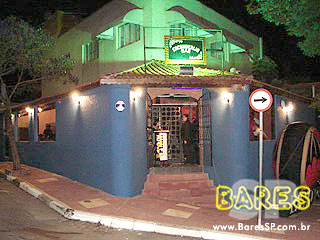 Noite animada no Esconderijo Bar Noite animada no Esconderijo Bar