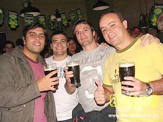 Festa Saint Patrick s Day no Drake s Bar e Deck Festa Saint Patrick s Day no Drake s Bar e Deck