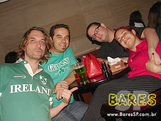 Festa Saint Patrick s Day no Drake s Bar e Deck Festa Saint Patrick s Day no Drake s Bar e Deck