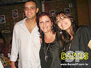 Saturday Nighty no Unha de Gato Saturday Nighty no Unha de Gato