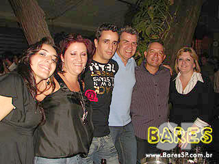 Saturday Nighty no Unha de Gato Saturday Nighty no Unha de Gato