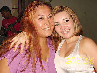 Saturday Nighty no Unha de Gato Saturday Nighty no Unha de Gato