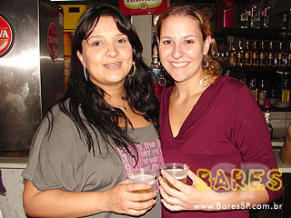 Saturday Nighty no Unha de Gato Saturday Nighty no Unha de Gato