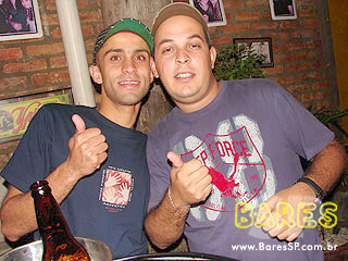 Pagode com amigos no Unha de gato Pagode com amigos no Unha de gato