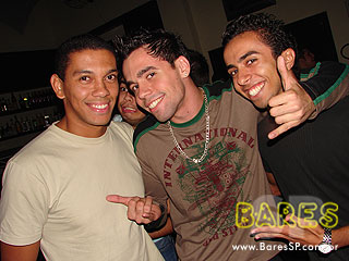 Grupo Nossa Poesia e Um Sonho a Mais na Cervejada Universitária do Kamaroty Music Grupo Nossa Poesia e Um Sonho a Mais na Cervejada Universitária do Kamaroty Music