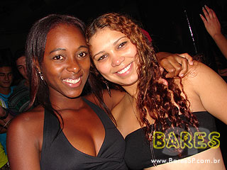 Grupo Nossa Poesia e Um Sonho a Mais na Cervejada Universitária do Kamaroty Music Grupo Nossa Poesia e Um Sonho a Mais na Cervejada Universitária do Kamaroty Music